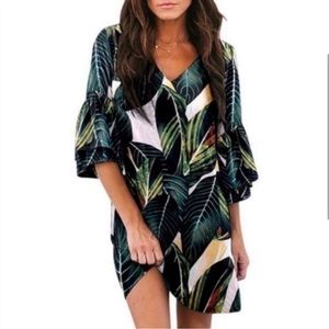 NWT BELONGSCI DRESS 🌴